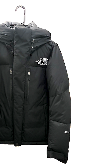 高価なダウンジャケットに対応するクリーニング | お知らせ